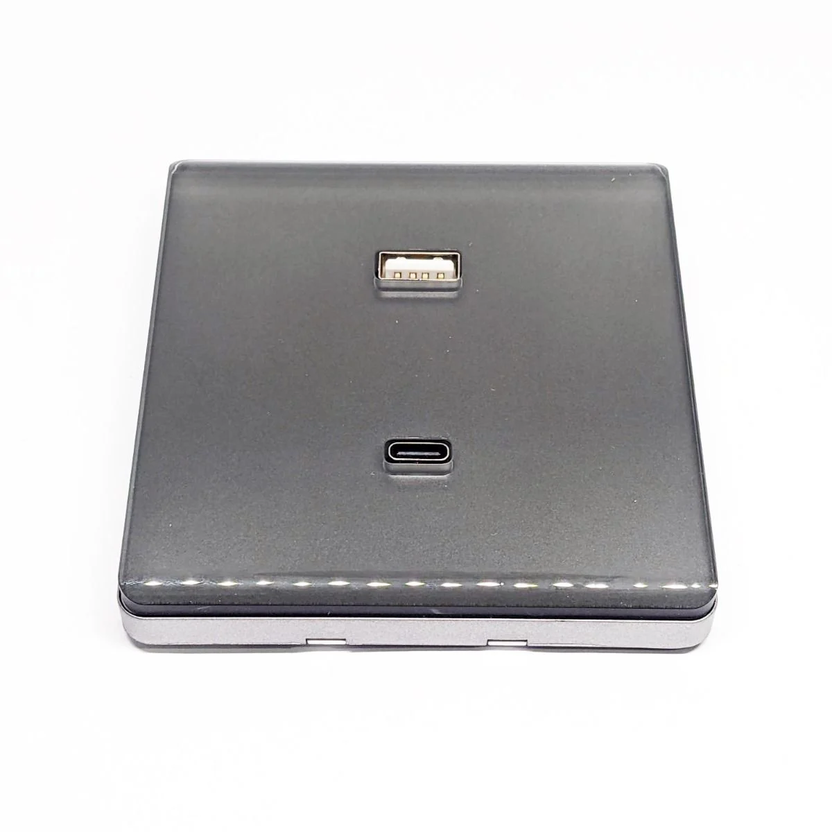 12V USB A + USB C Socket - Suit for Caravans and Motohomes