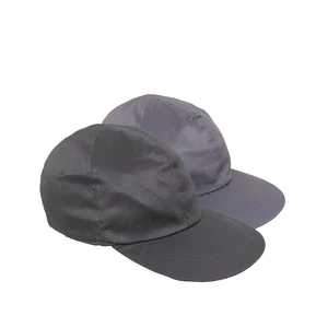 Classic 6 Panel Cap by COMMANDO
